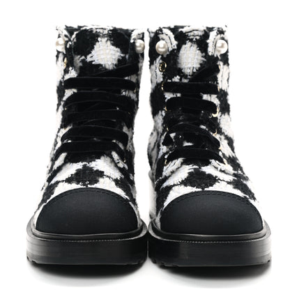 Chanel Tweed Grosgrain Pearl Combat Short Boots 38.5 White Black 2 of 8