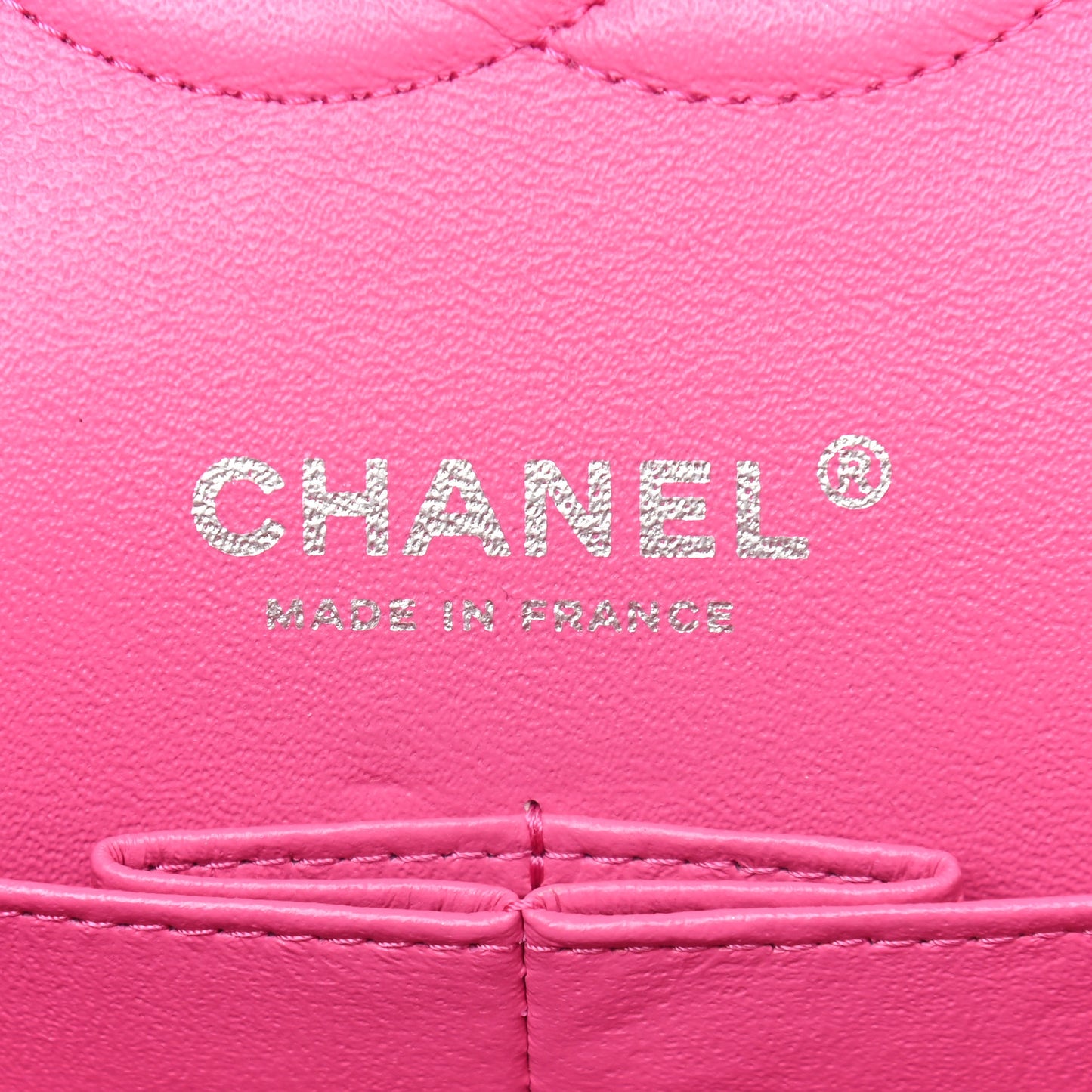 Iridescent Caviar Quilted Medium Double Flap Pink