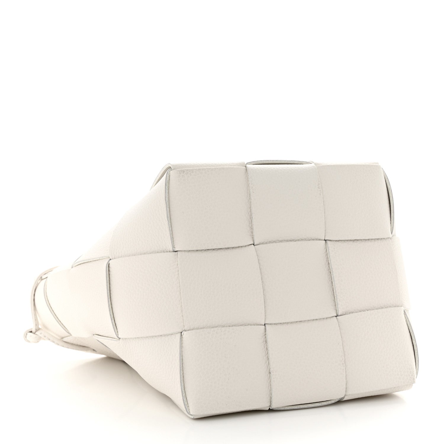 Bottega Veneta Lambskin Maxi Intrecciato Small Cassette Crossbody Bucket Bag White 4 of 9