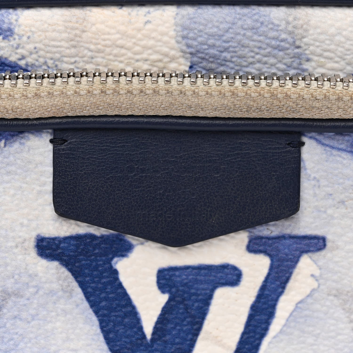 Louis Vuitton Monogram Watercolor Outdoor Pouch Blue 6 of 12