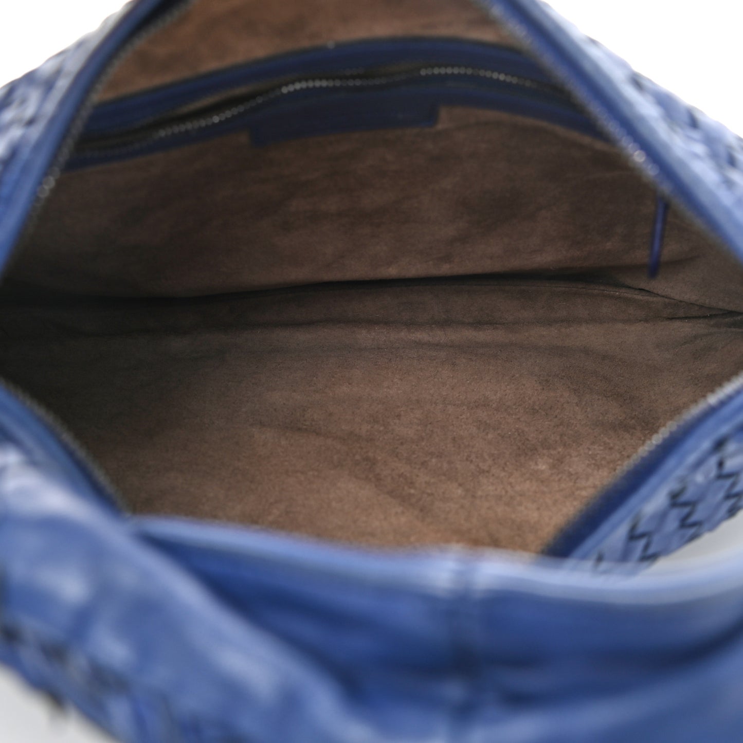 Nappa Intrecciato Fuzzy Medium Veneta Hobo Sapphire