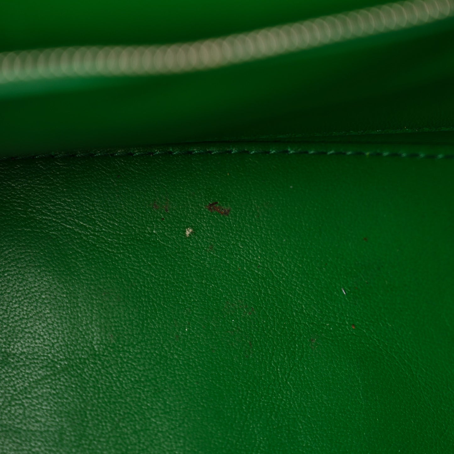 Shiny Calfskin Crocodile Embossed Small Hourglass Top Handle Bag Leaf Green