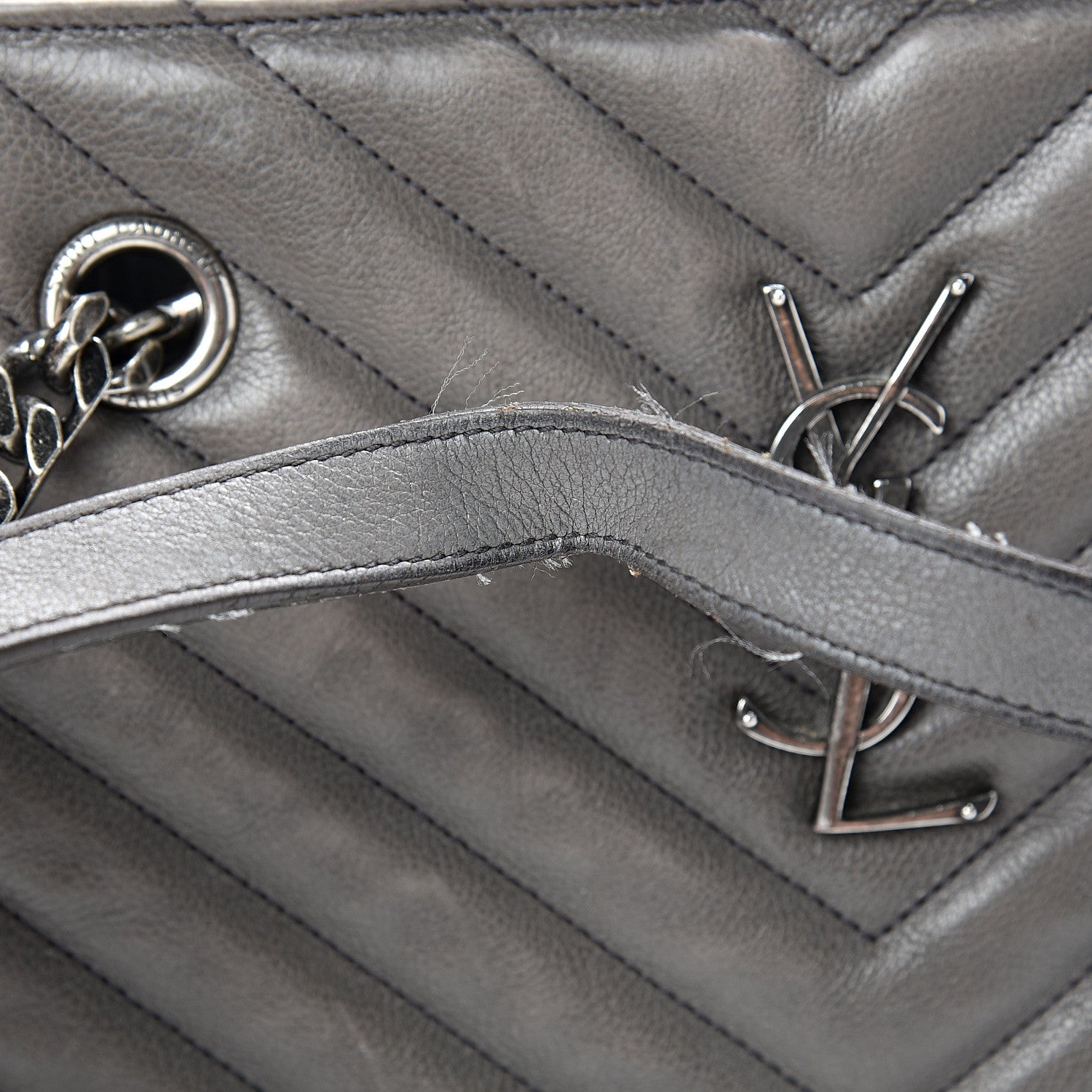Saint Laurent Sheepskin Matelasse Chevron Large Monogram Shopping Bag Light Coal 14 of 21