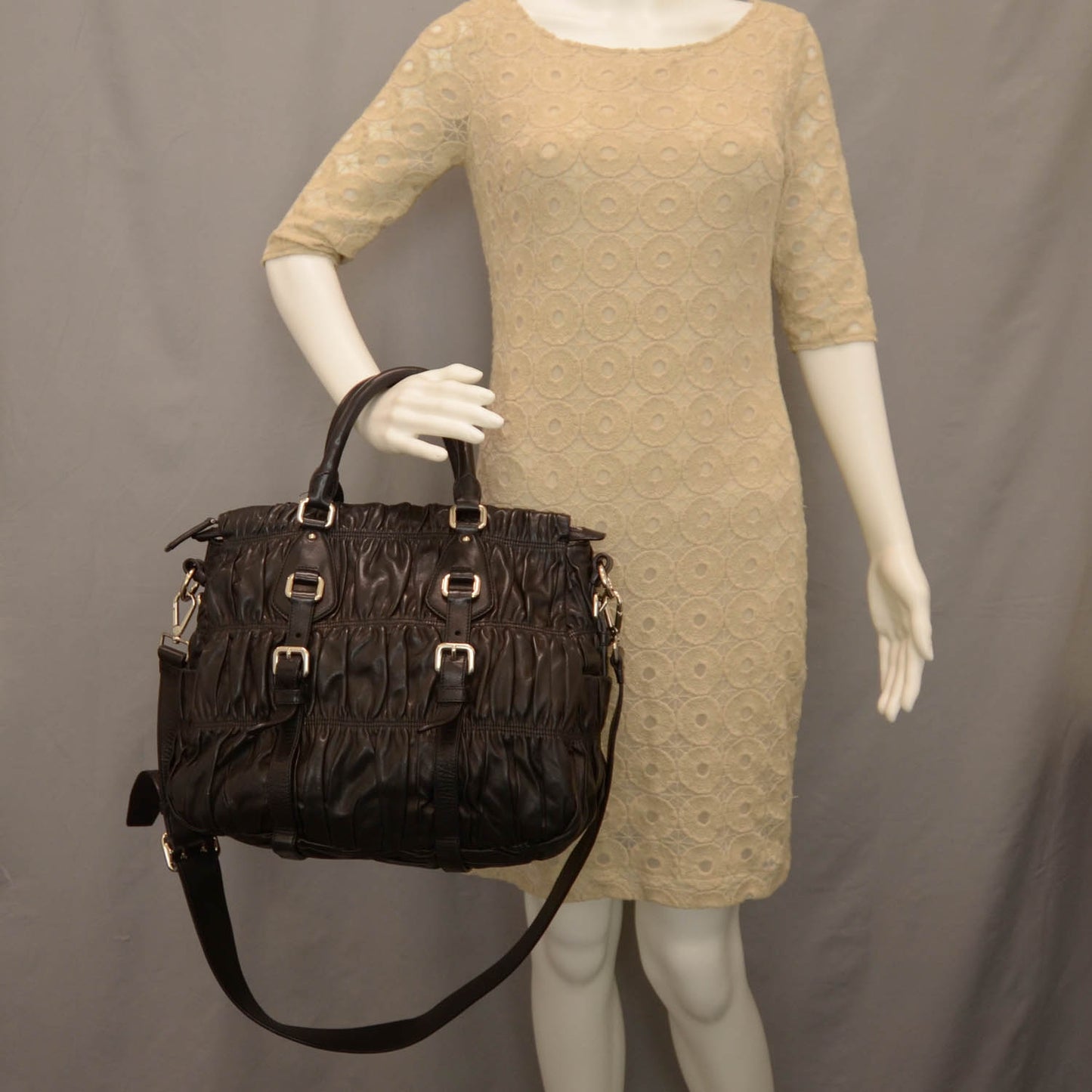 Nappa Gaufre Tote Black