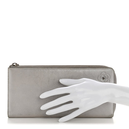 Chanel Metallic Goatskin Camellia Embossed Zip Around Wallet Silver 2 of 10
