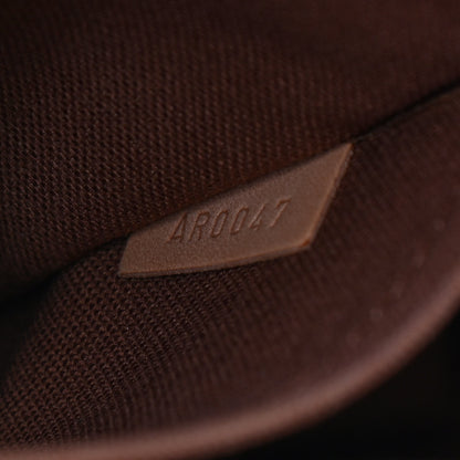 Louis Vuitton Monogram Riveting 6 of 16