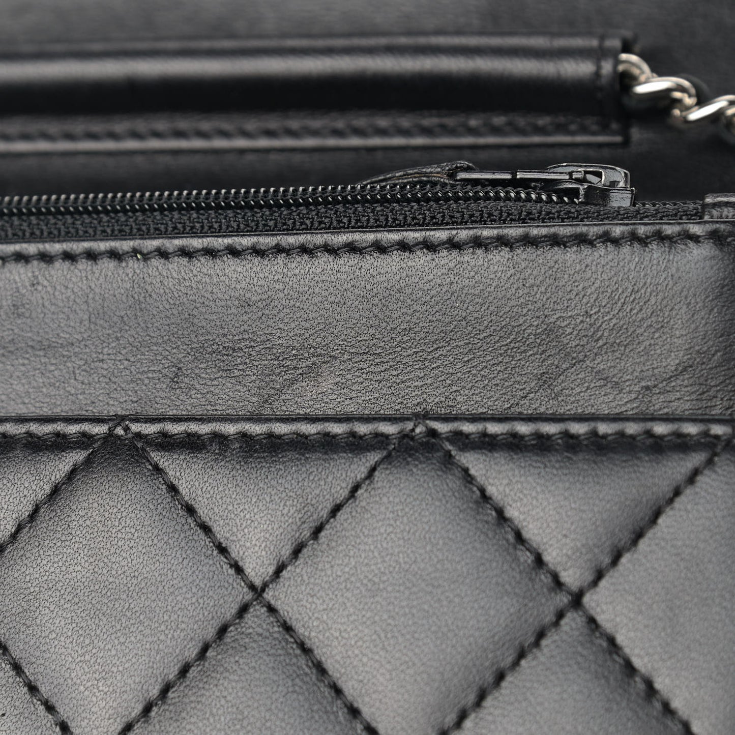 Lambskin Quilted Wallet On Chain WOC Black