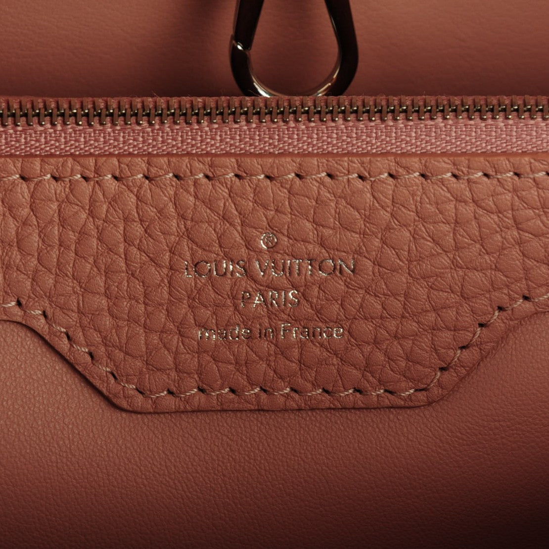 Louis Vuitton Taurillon Capucines MM Magnolia 6 of 7