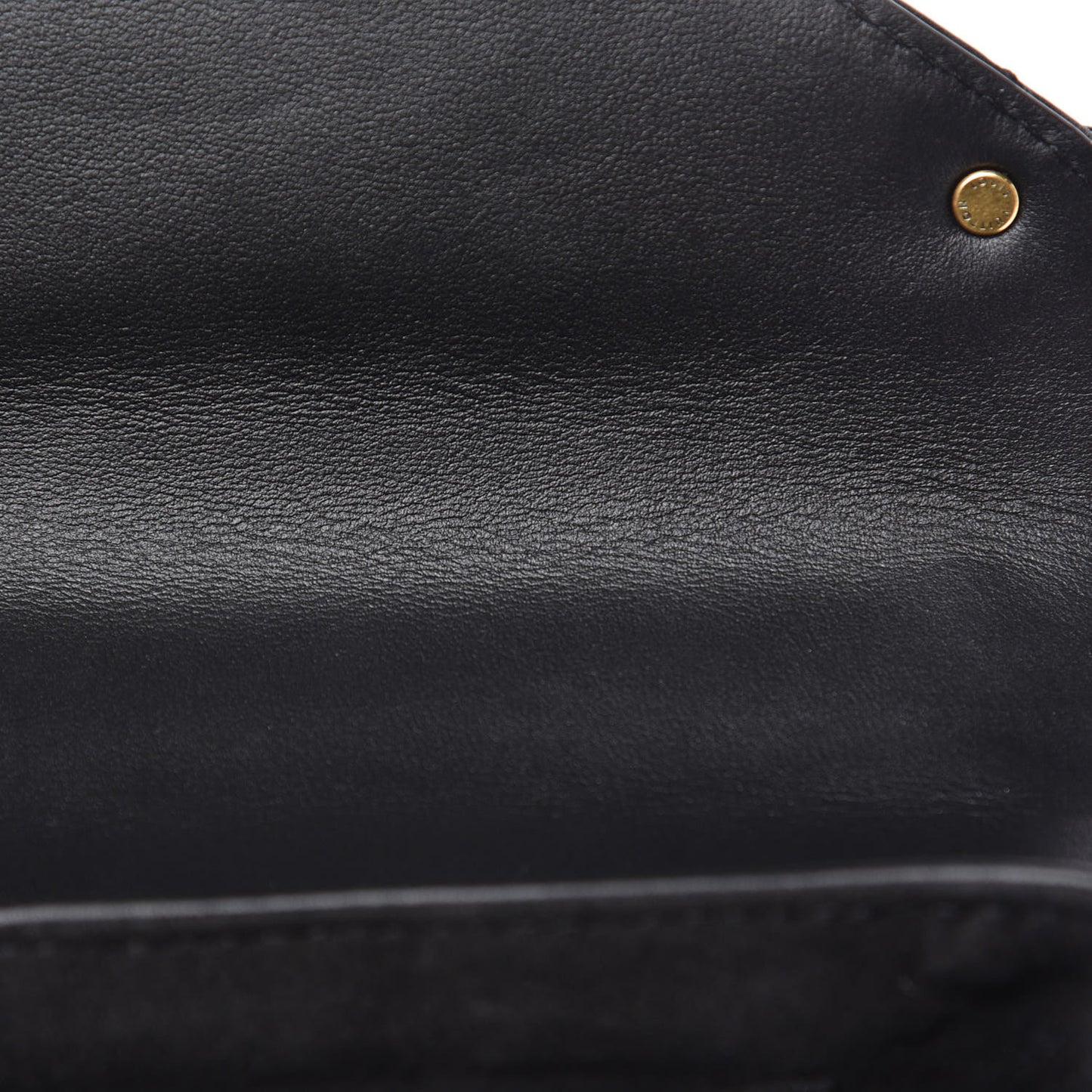 Calfskin New Wave Chain PM Black