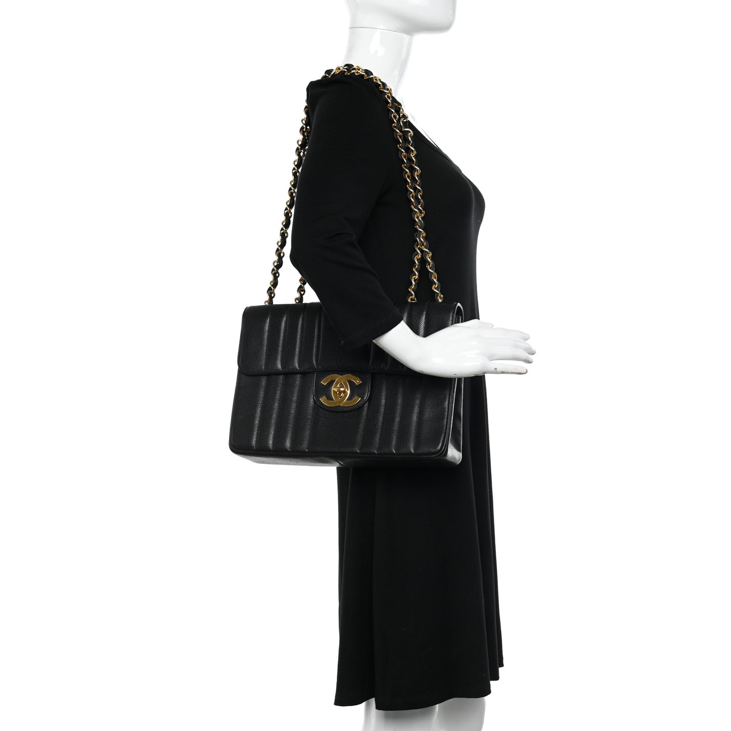 Caviar Vertical Quilt Jumbo Single Flap Black