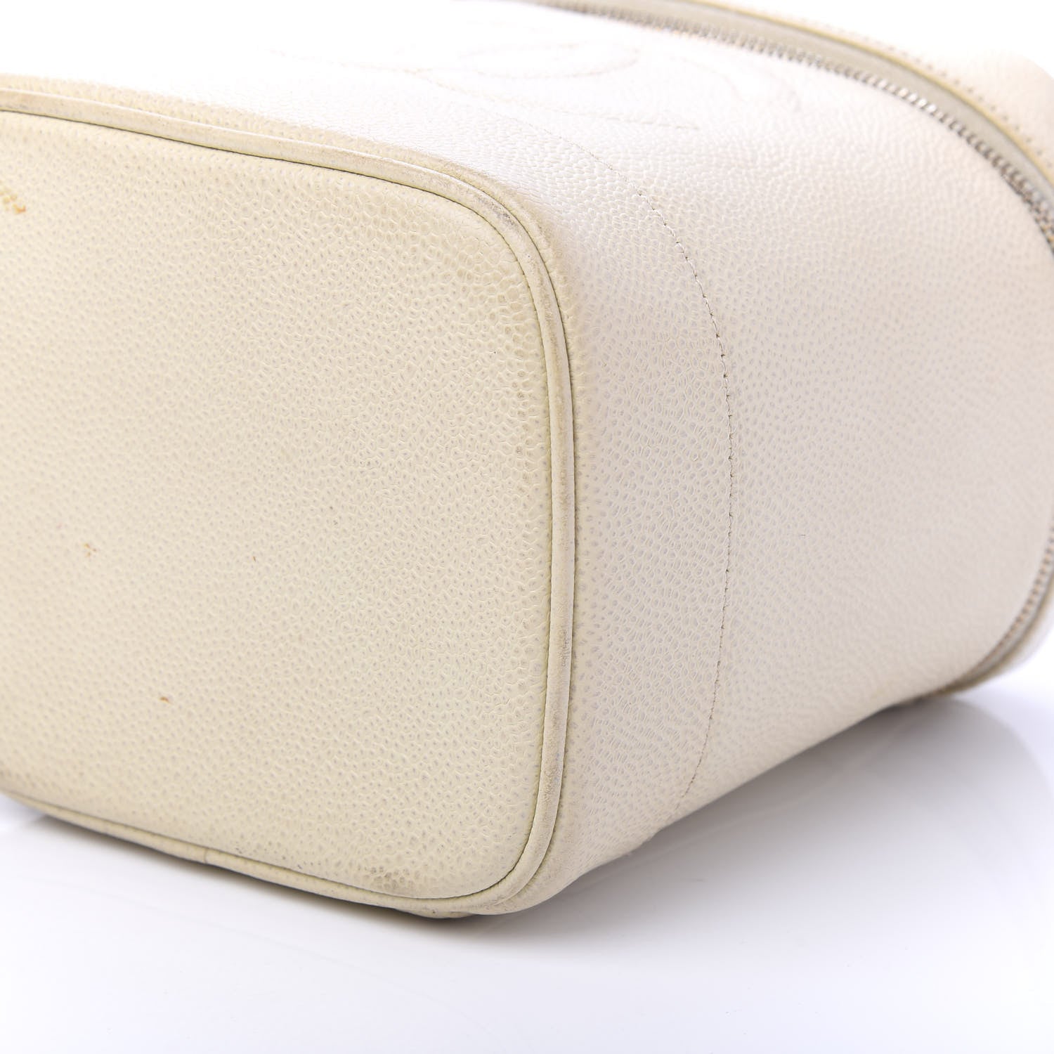 Chanel Caviar Cosmetic Vanity Bag Ivory 7 of 12