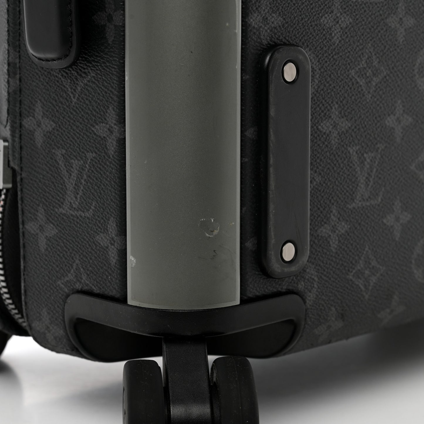 Monogram Eclipse Horizon 55