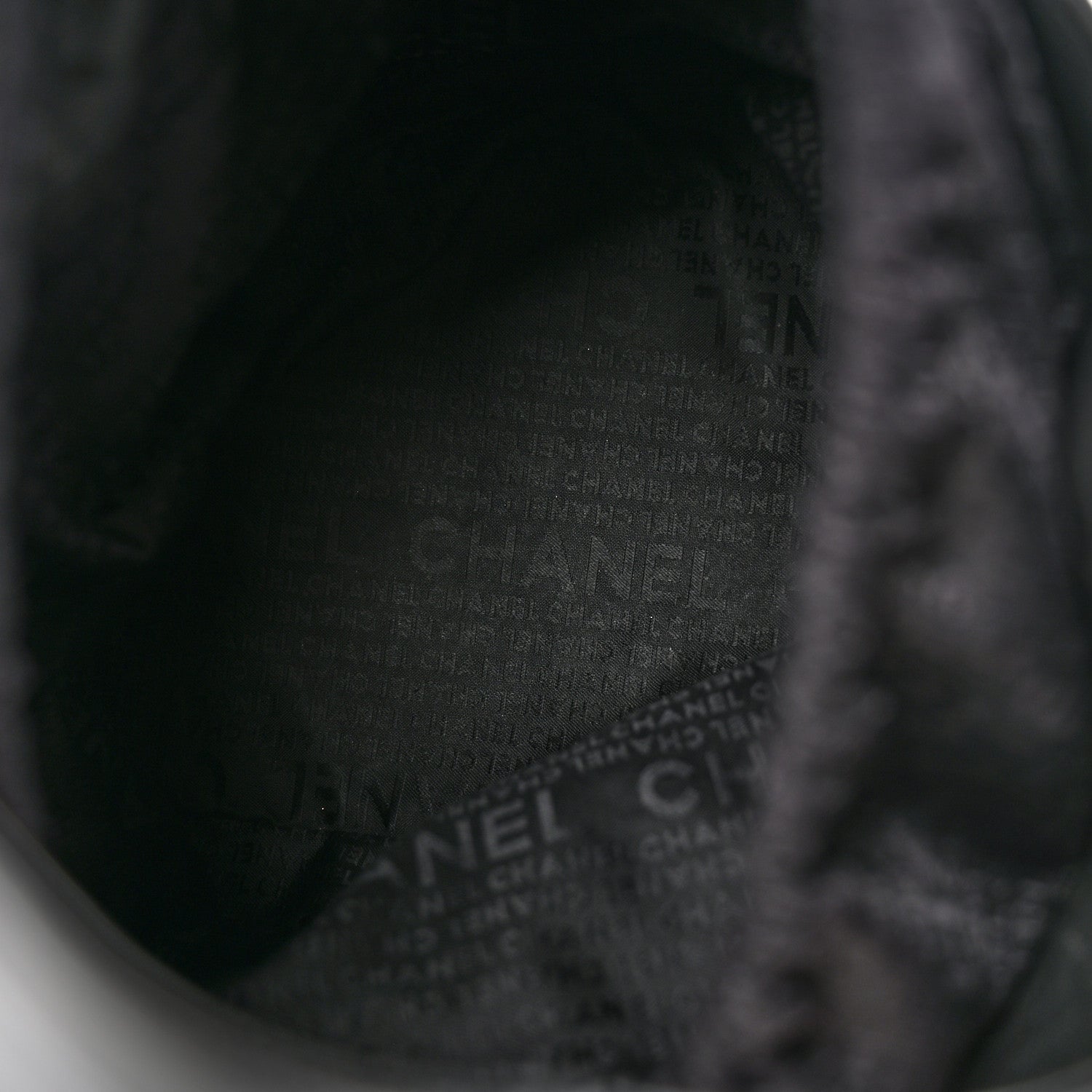 Chanel Calfskin Square Stitched Tassel Hobo Black 5 of 10