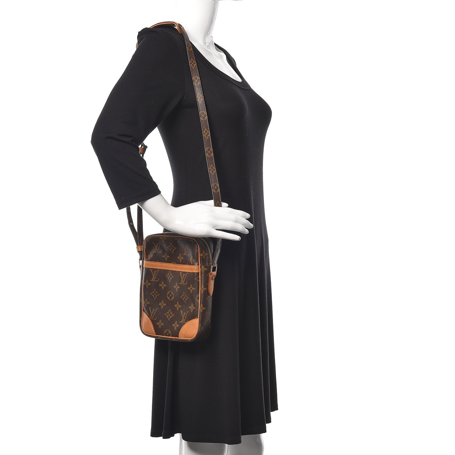 Louis Vuitton Monogram Danube 21 2 of 9