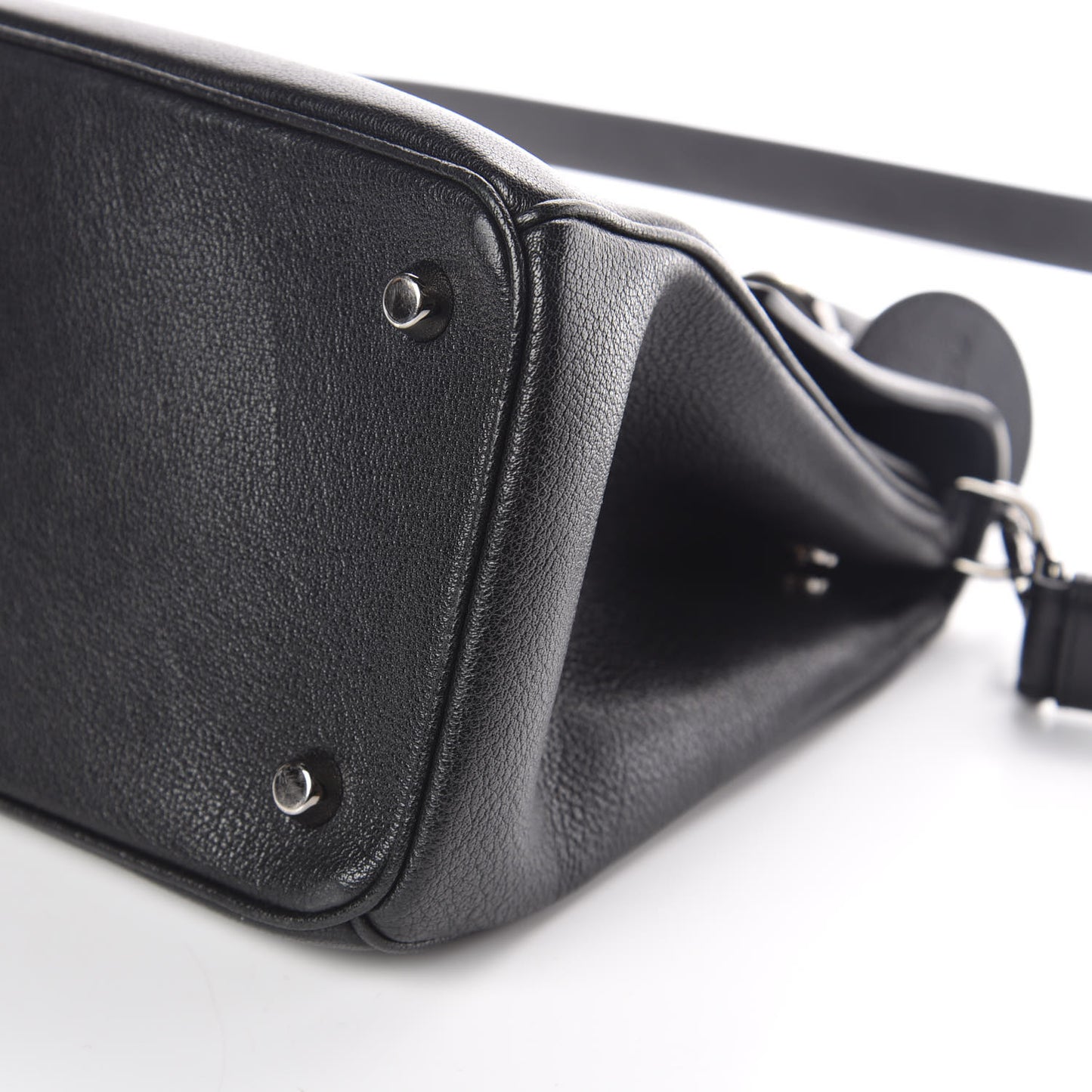 Grained Calfskin Medium Be Dior Flap Black