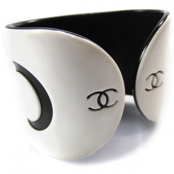 Resin Coco Cuff Black/White