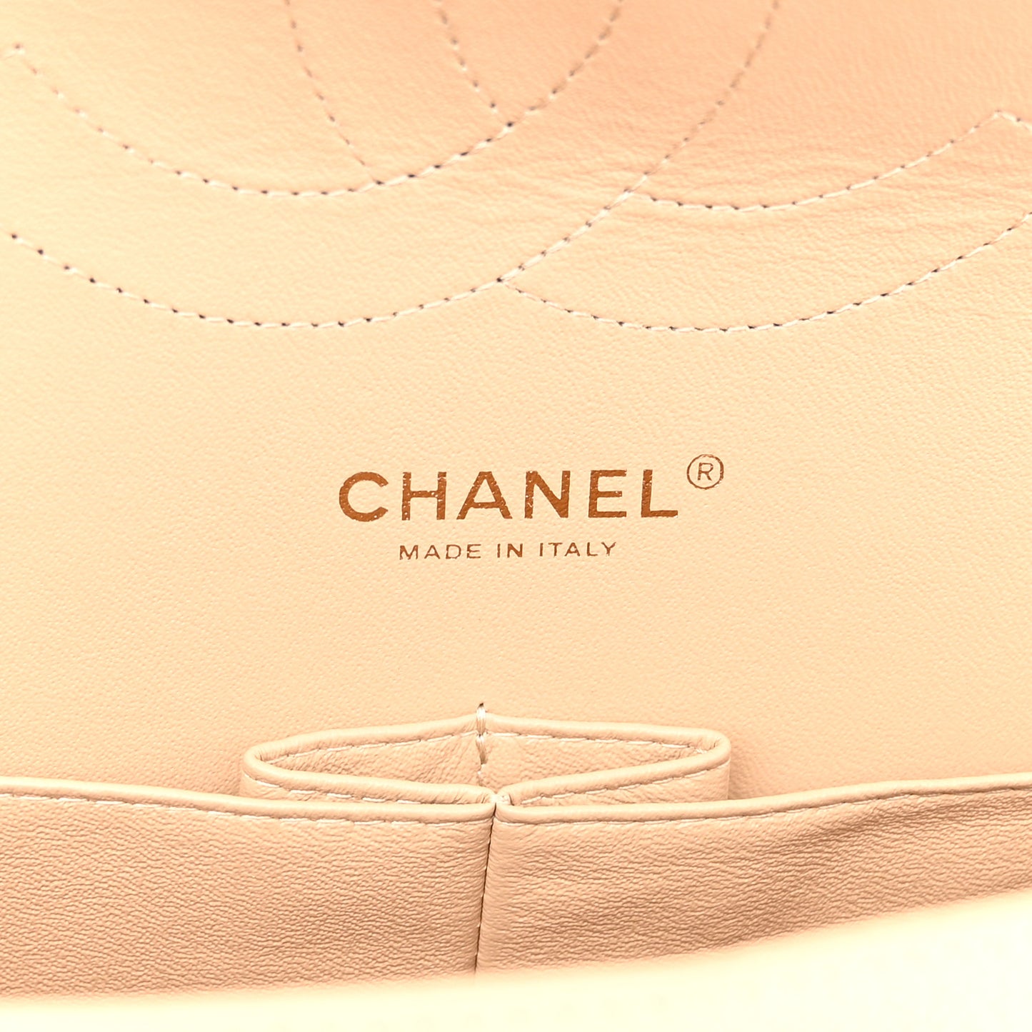 Caviar Quilted Jumbo Double Flap Beige Clair