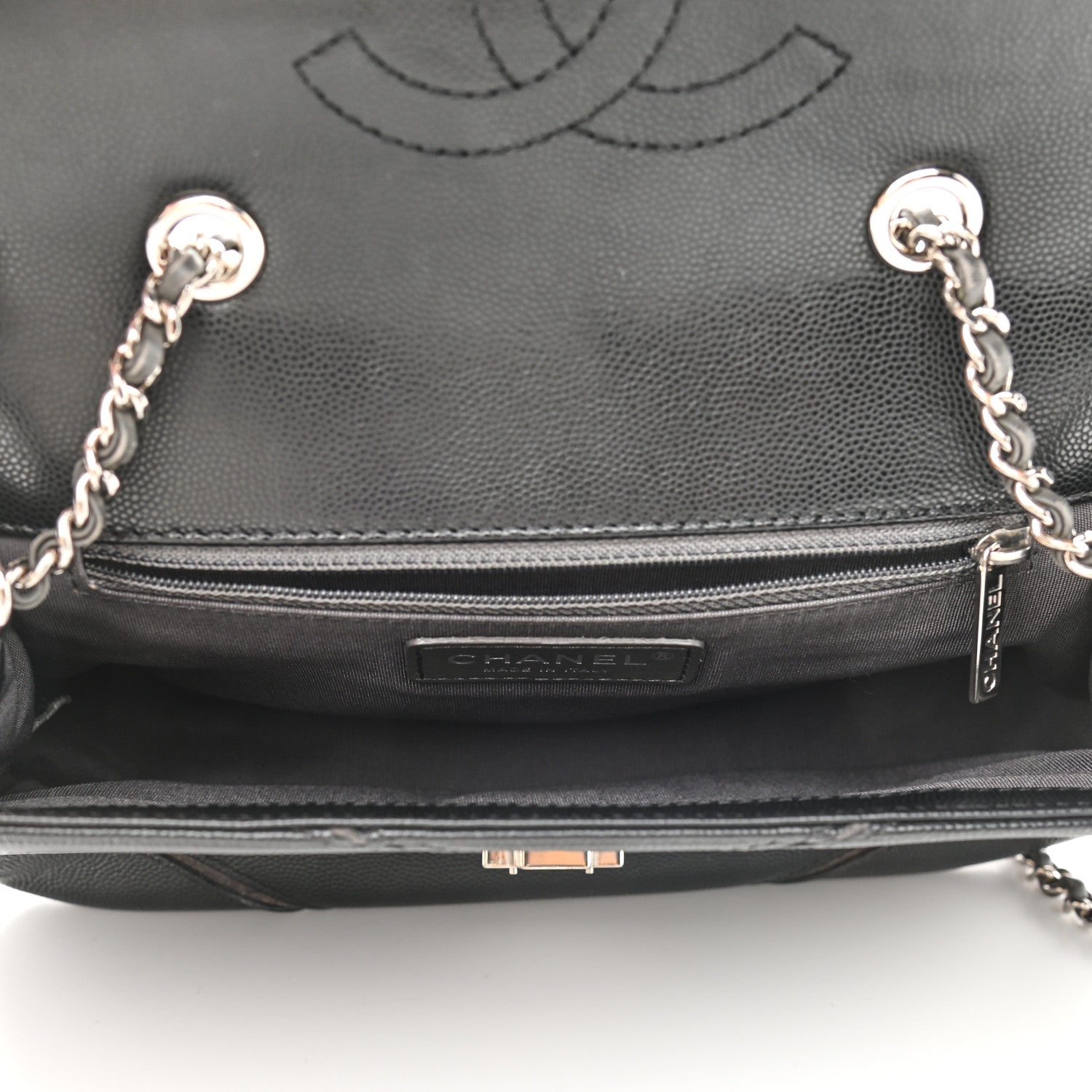 Chanel Caviar Macro Chevron Single Flap Black 5 of 9