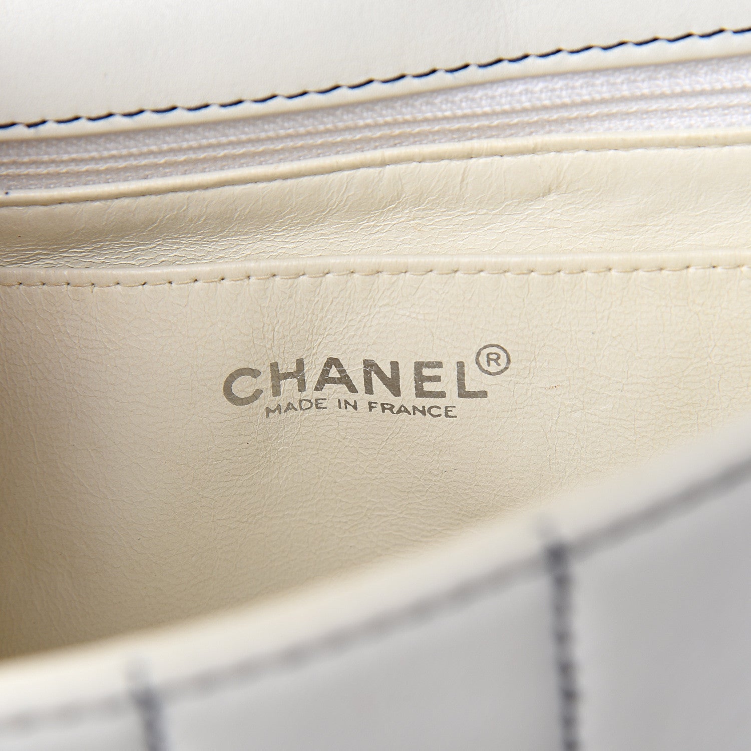 Chanel Lambskin Stitched Medium Chocolate Bar Flap White 6 of 13