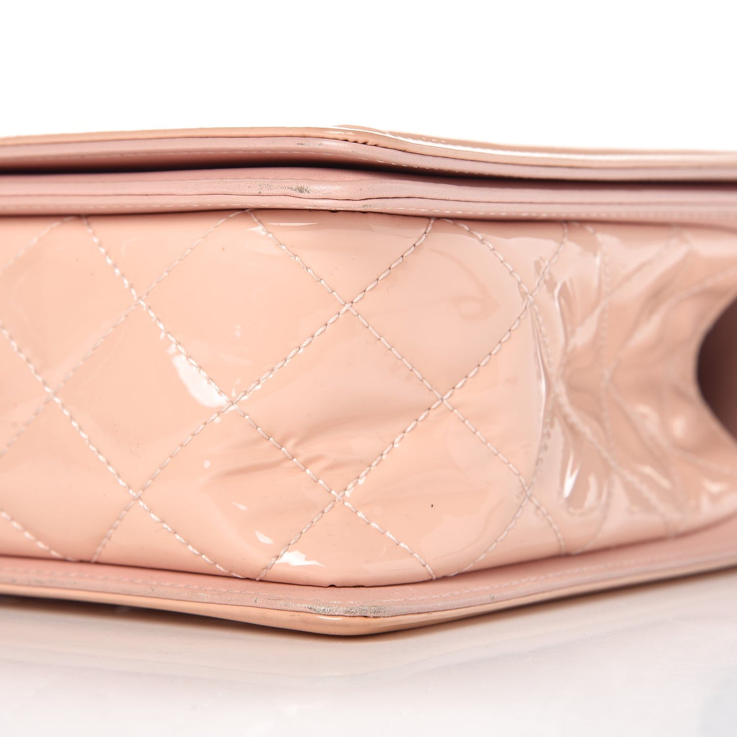Patent Chevron New Medium Boy Flap Light Pink