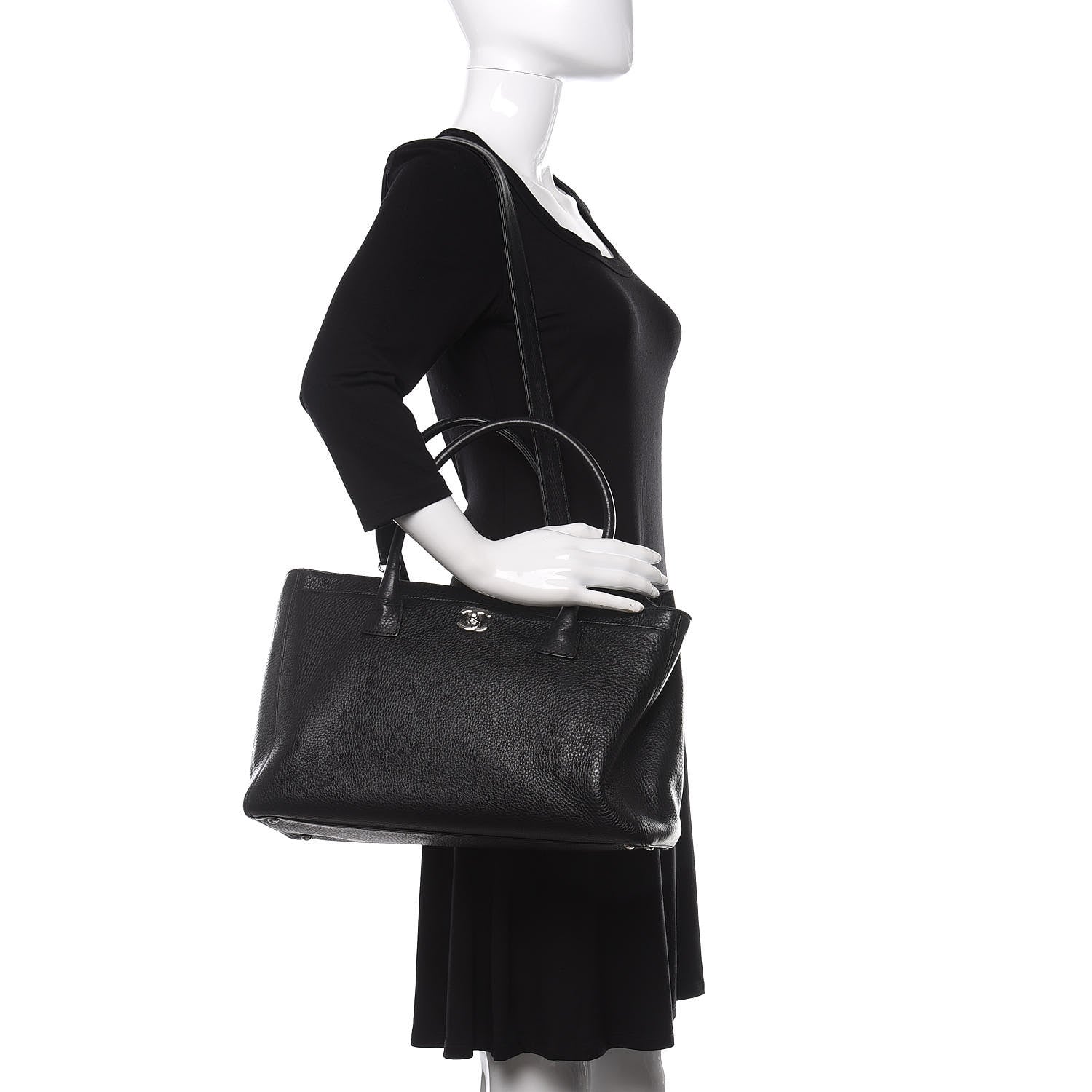 Chanel Deerskin Cerf Executive Shopper Tote Black 2 of 10