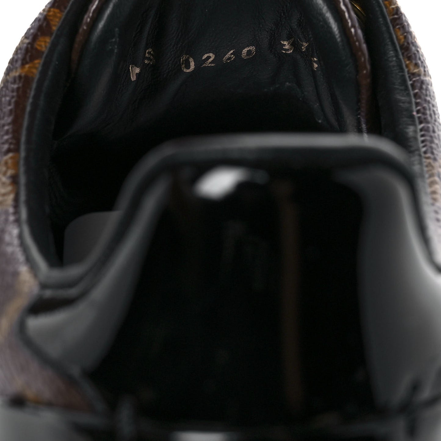 Patent Monogram Frontrow Sneakers 37.5
