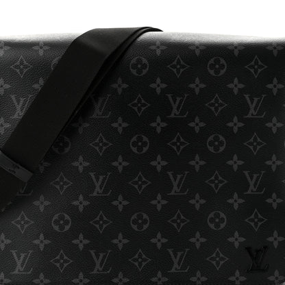 Louis Vuitton Monogram Eclipse District MM 7 of 10