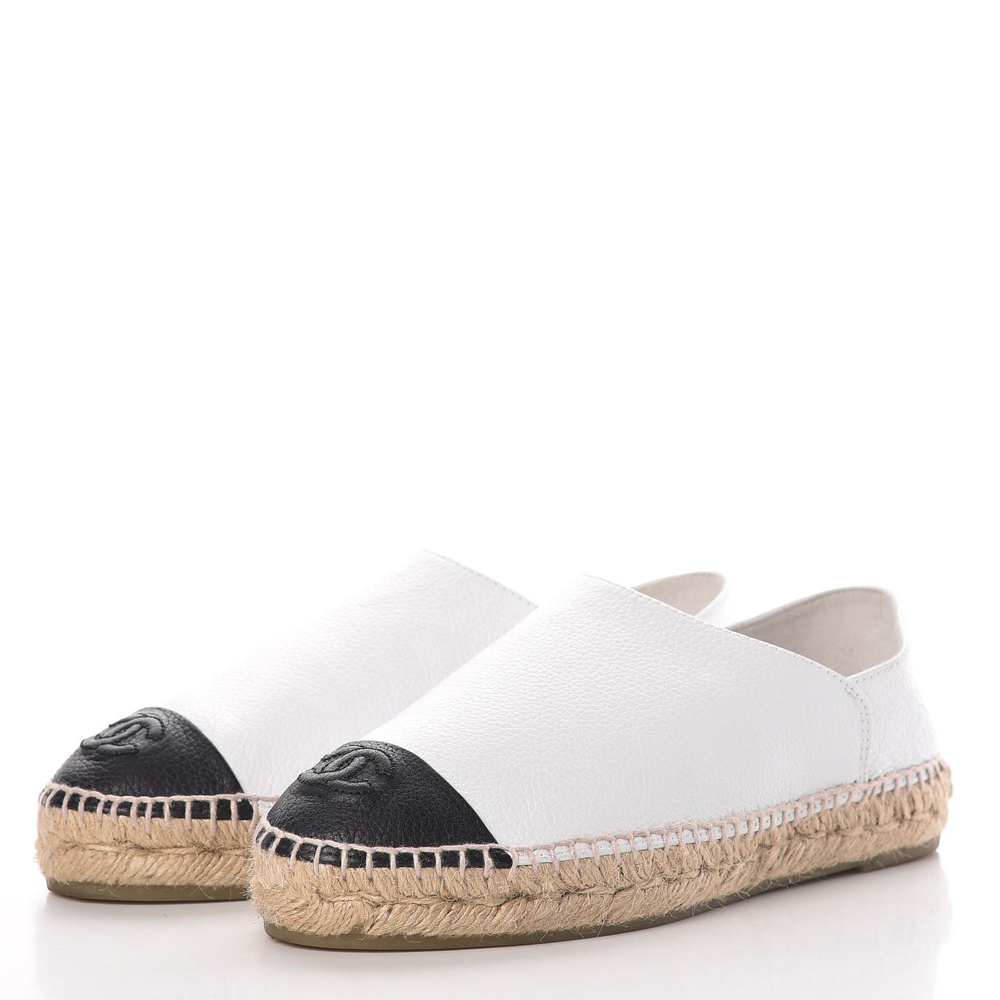 Grained Calfskin CC Espadrilles 36 White Black