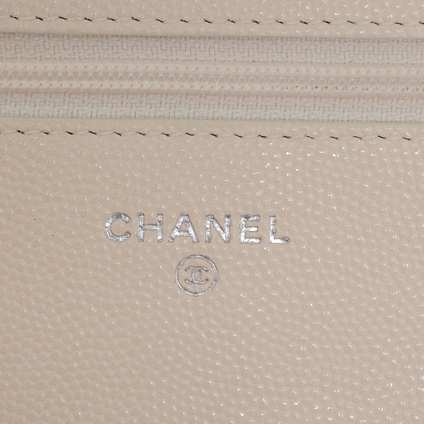 Caviar Quilted Boy Wallet On Chain WOC Ivory