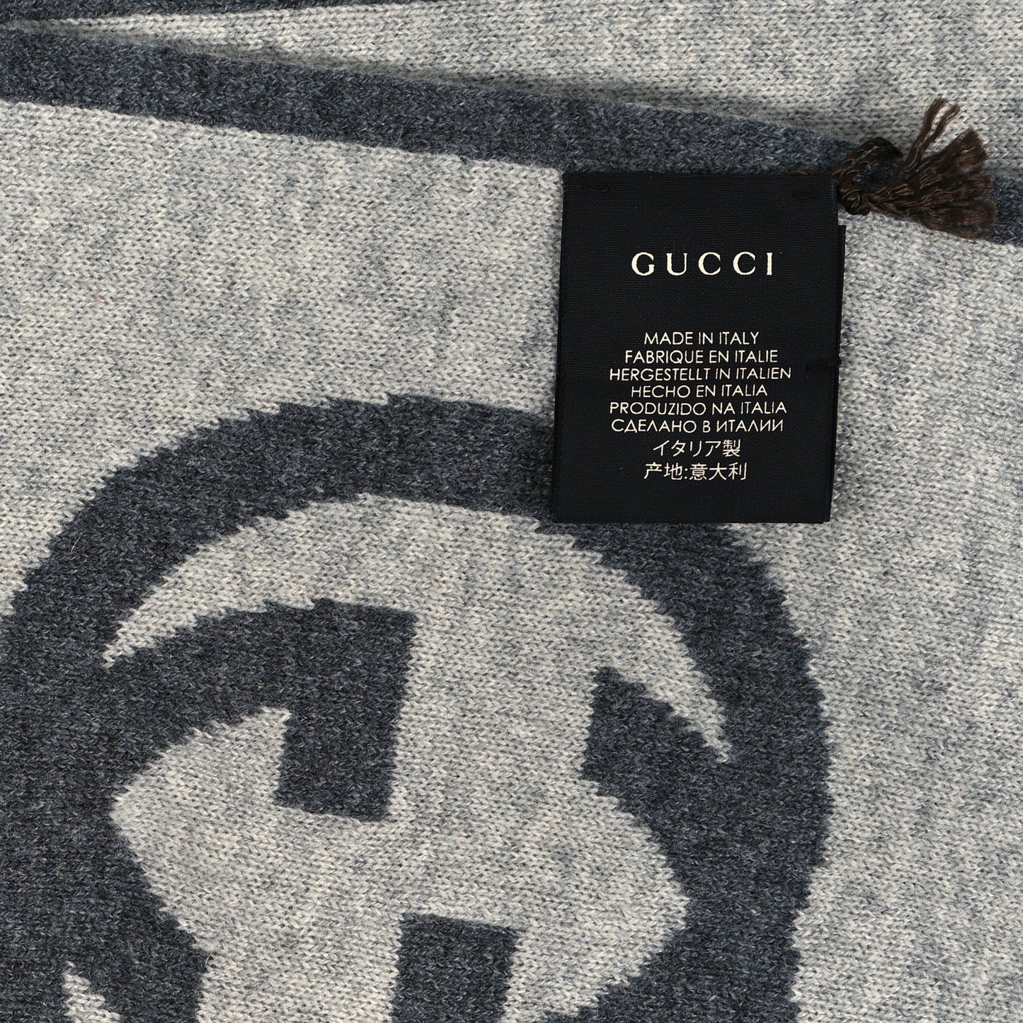 Cashmere Interlocking GG Reversible Scarf Grey