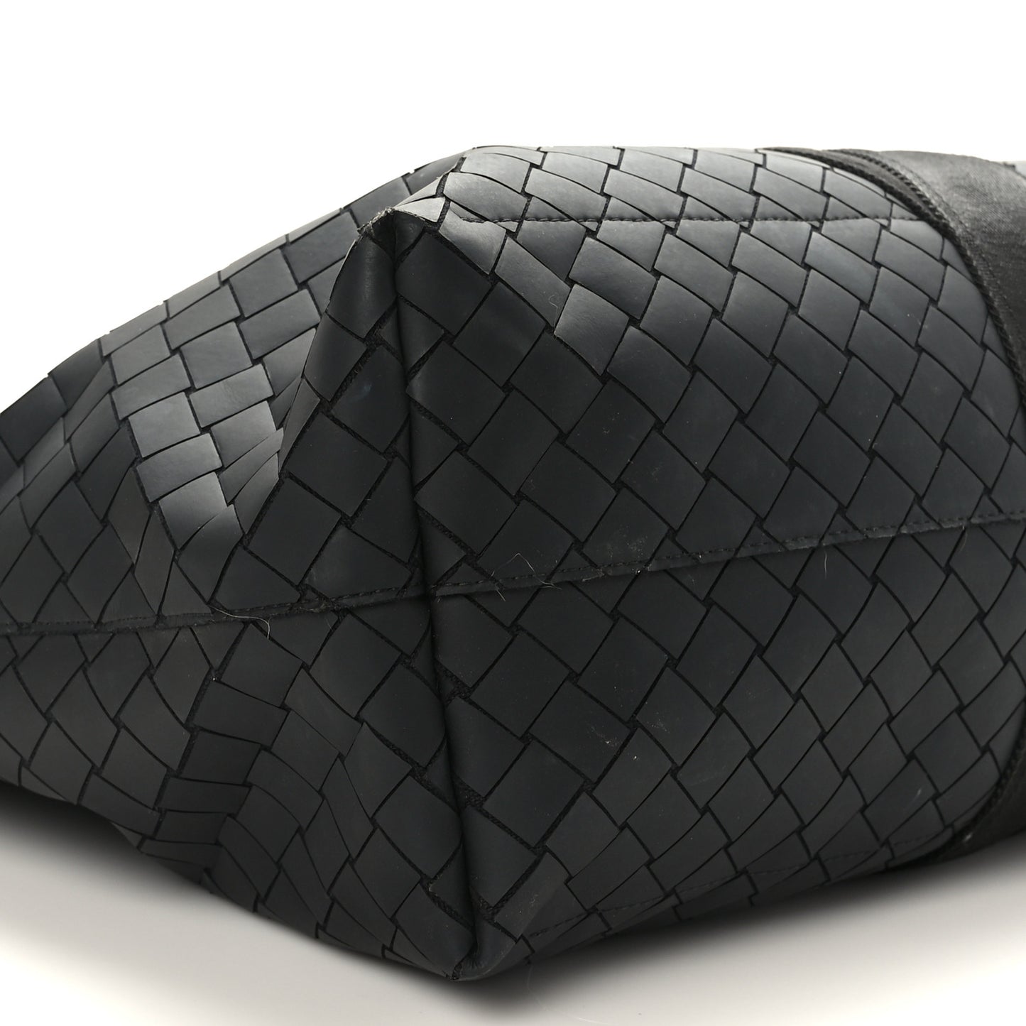 Intrecciato Rubber Tote Black