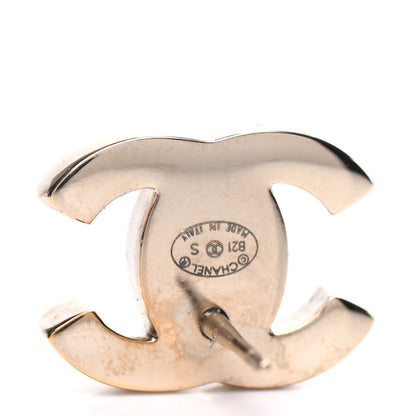 Chanel CC Turnlock Earrings Gold 4 of 5