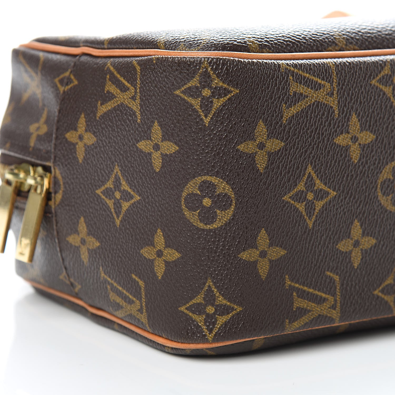 Louis Vuitton Monogram Cite MM 8 of 11