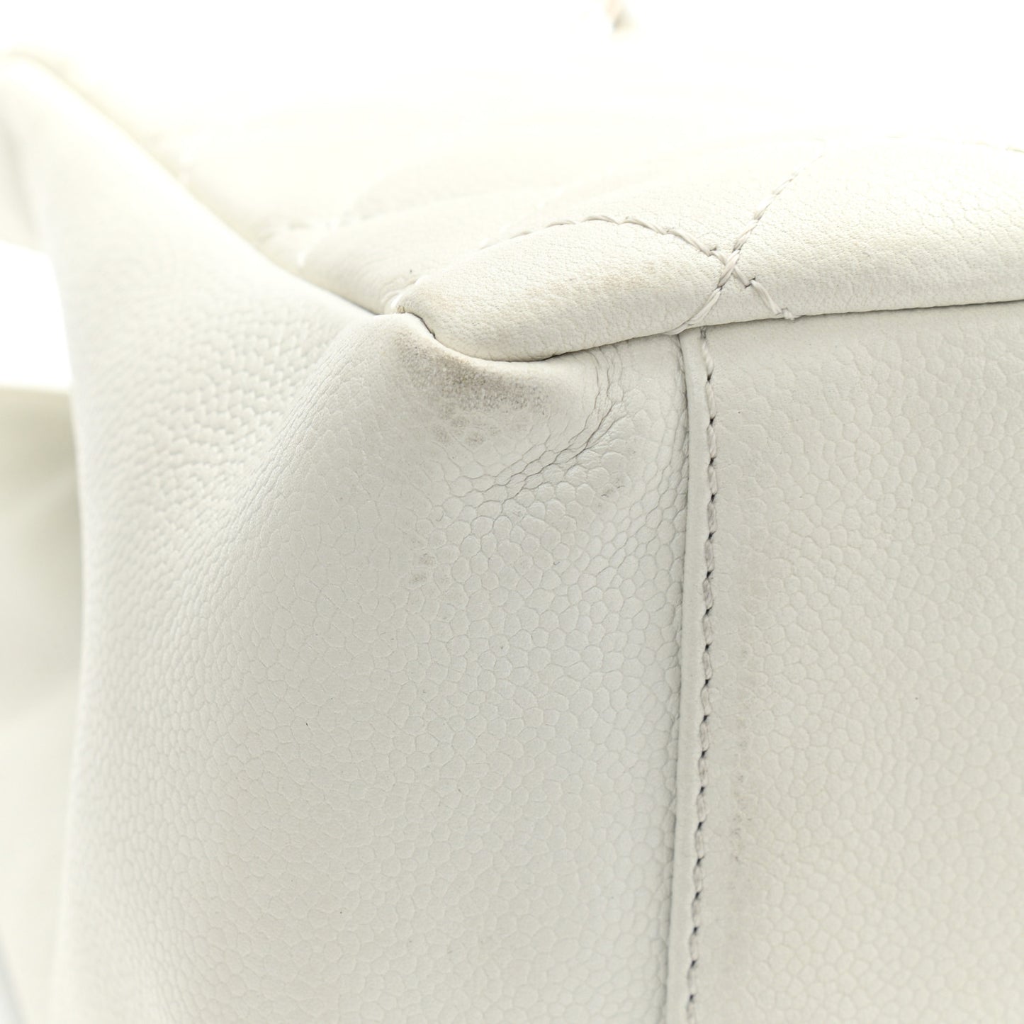 Caviar Quilted Grand Shopping Tote GST White