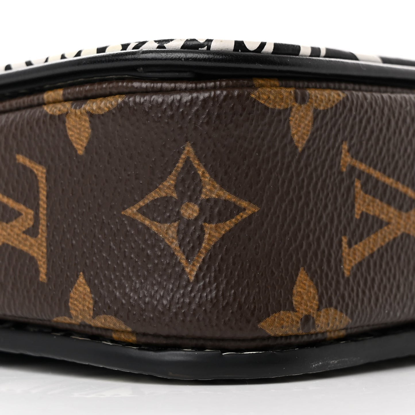 Epi Monogram Floral Pochette Metis Black White