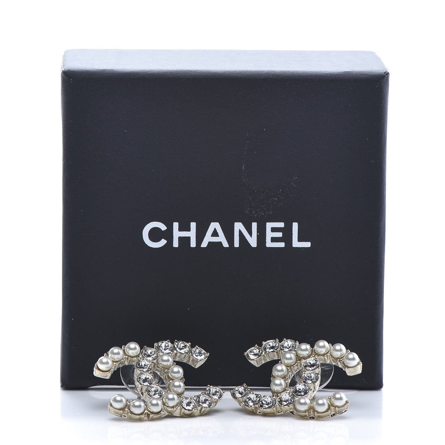 Crystal Pearl CC Dazzling Domino Earrings Gold