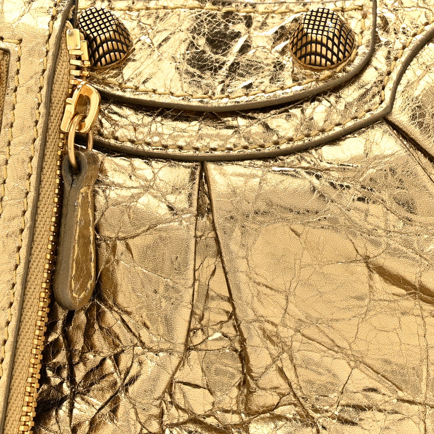 Metallic Agneau Arena Le Cagole Shoulder Bag XS Gold