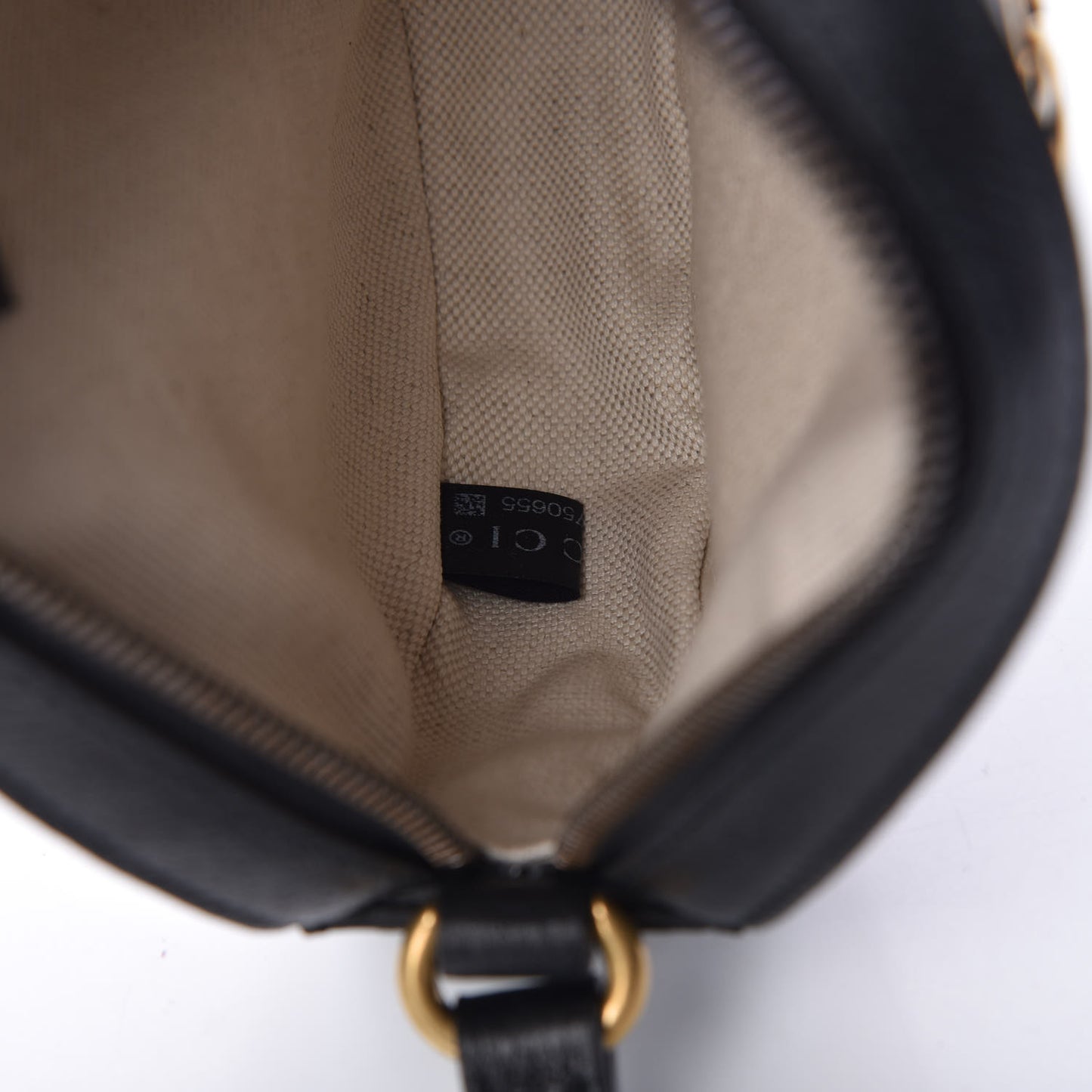 Velvet GG Monogram Textured Calfskin Round Shoulder Bag Red Cipria Black