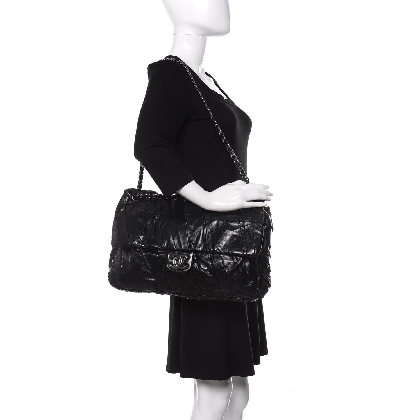 Glazed Calfskin Twisted Maxi Flap Black