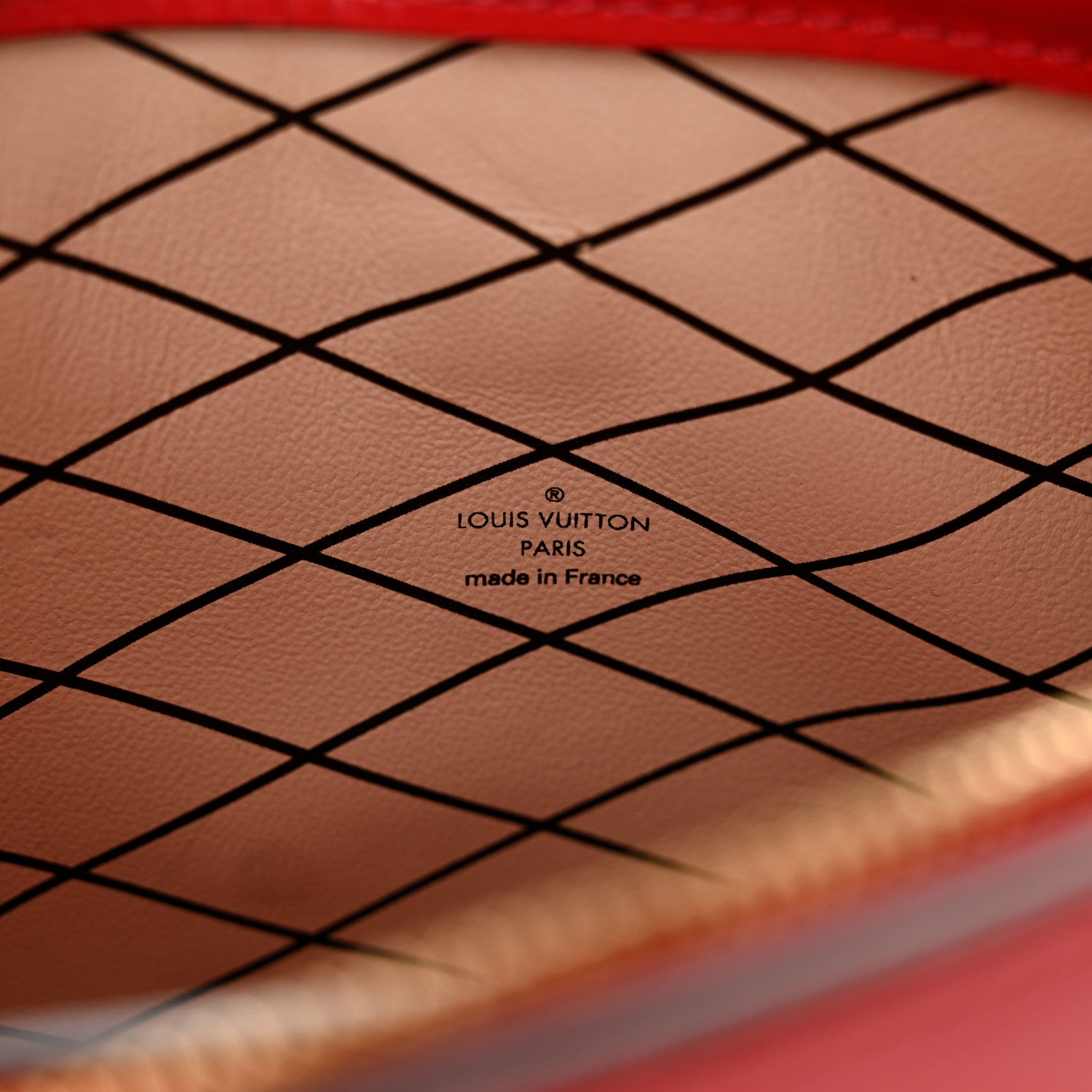 Louis Vuitton Vernis Trunk Clutch Cherry 6 of 9