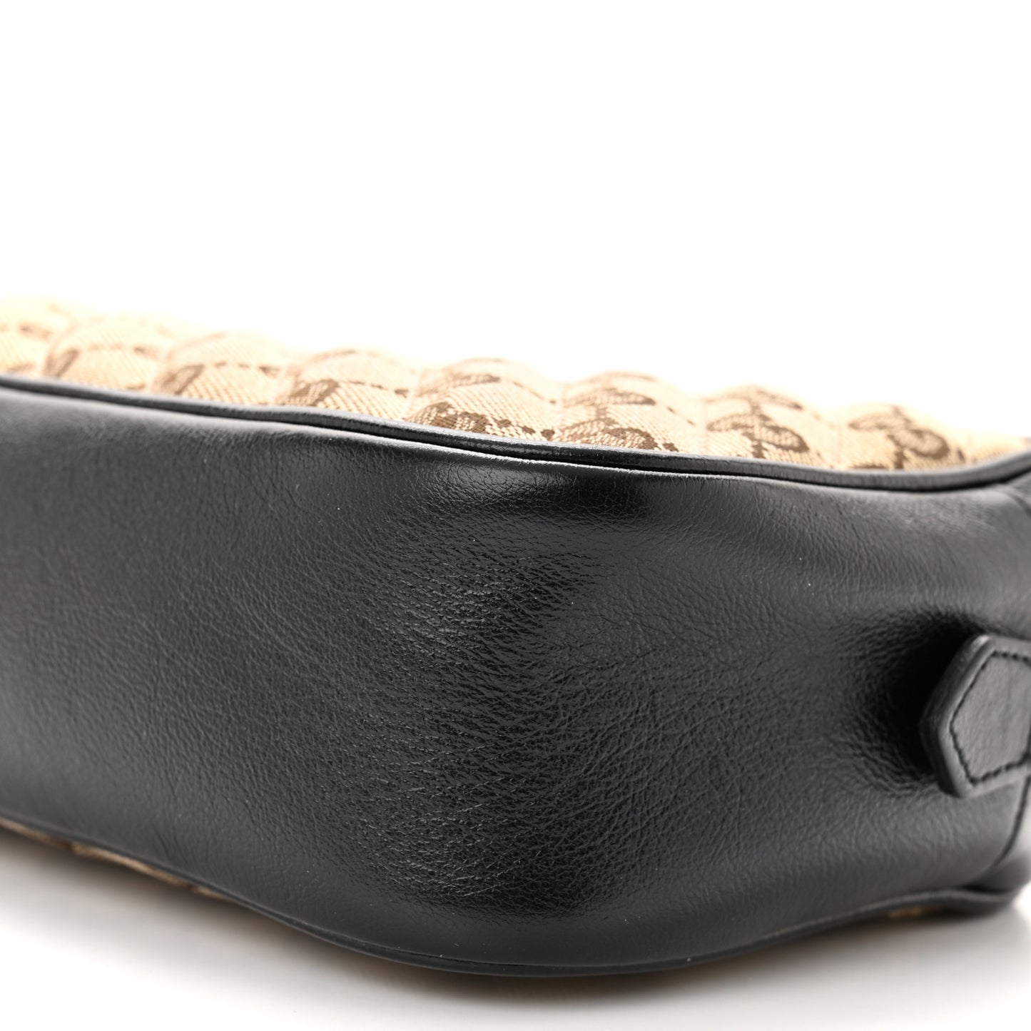 Monogram Matelasse Diagonal Small GG Marmont Chain Shoulder Bag Beige Black