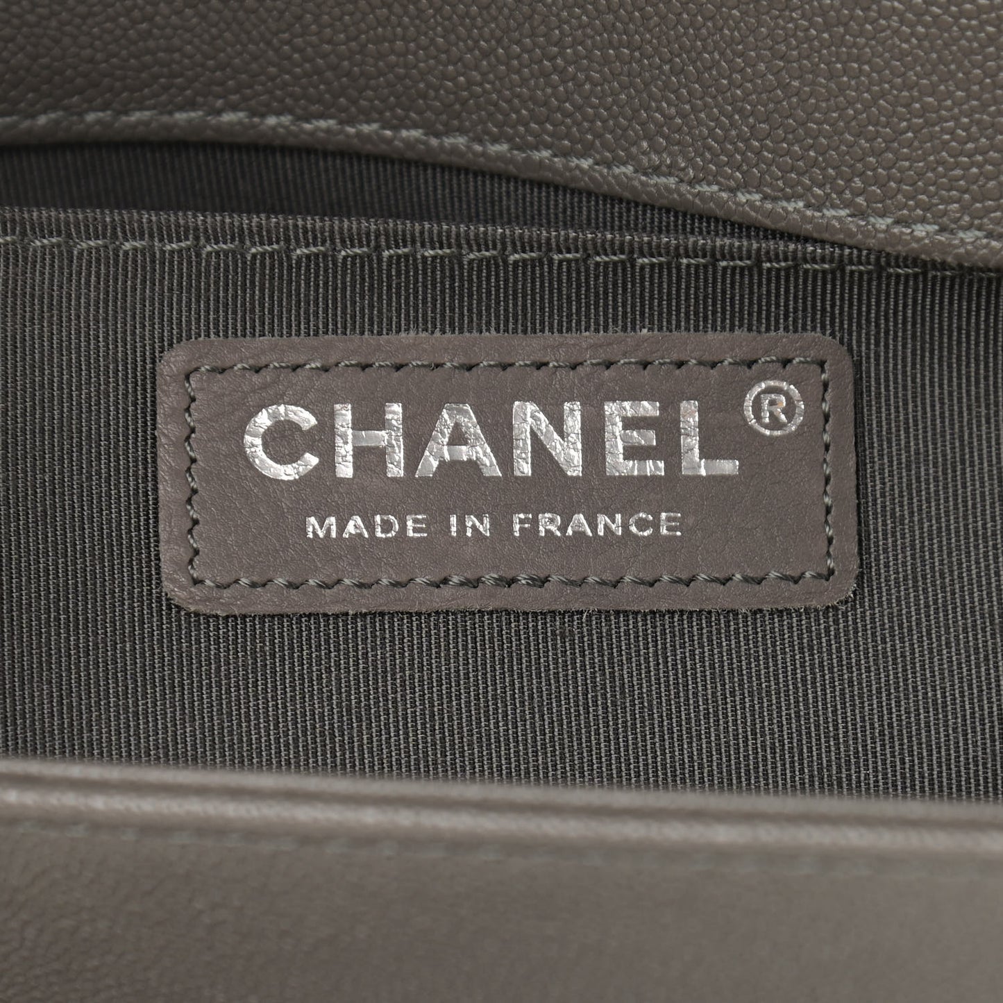 Caviar Quilted Medium Boy Flap Grey
