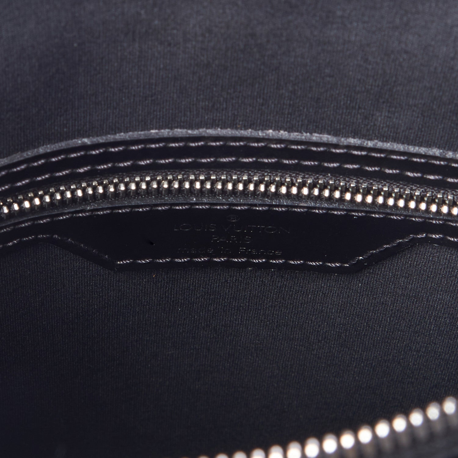 Louis Vuitton Mat Monogram Willwood Black 8 of 8