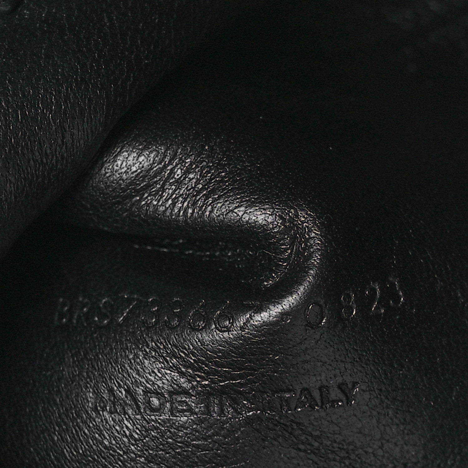 Saint Laurent Patent Quilted Gaby Zipped Pouch Black 7 of 13