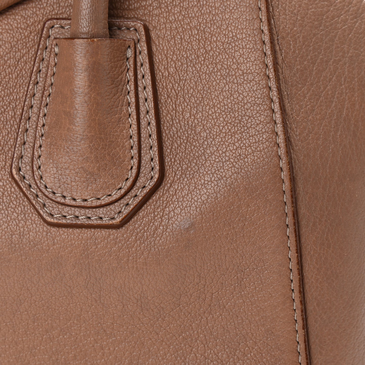 Sugar Goatskin Small Antigona