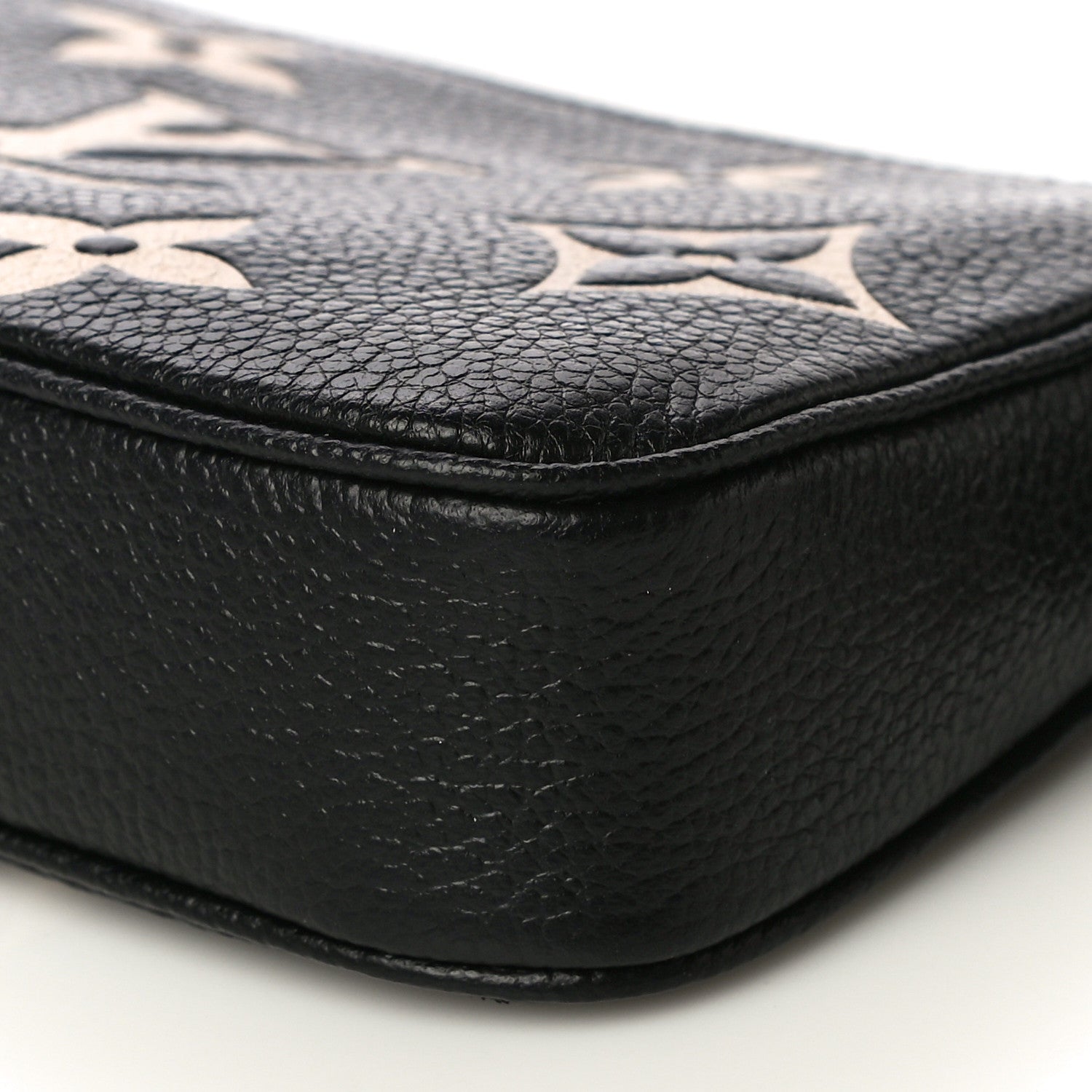 Louis Vuitton Empreinte Monogram Giant Mini Pochette Accessories Black 8 of 9