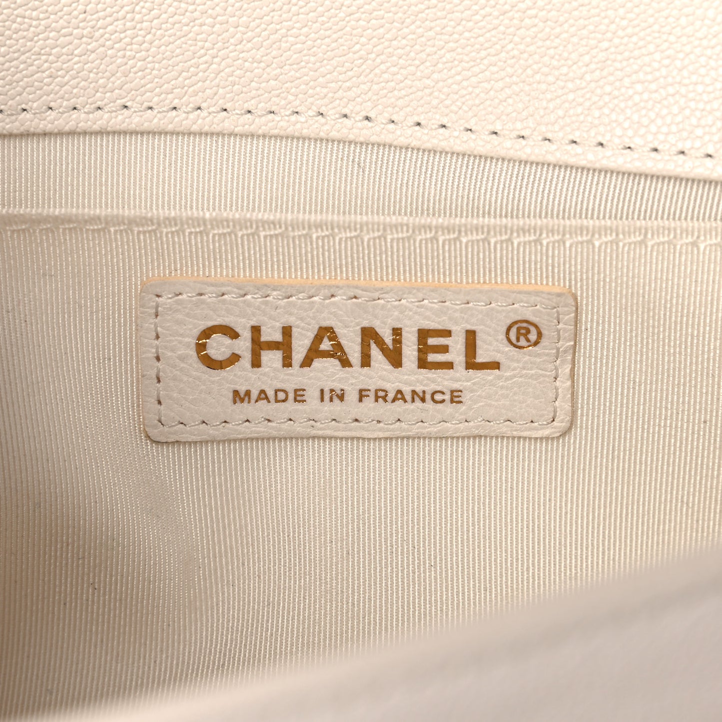 Caviar Chevron Quilted Medium Boy Flap White