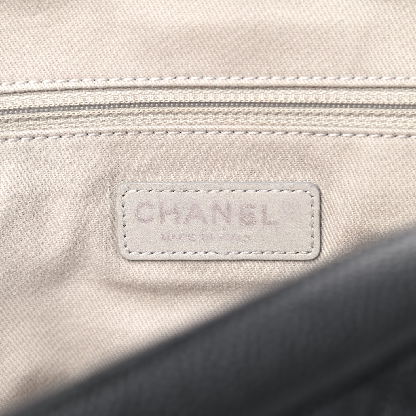 Caviar Quilted Jumbo Easy Flap Black