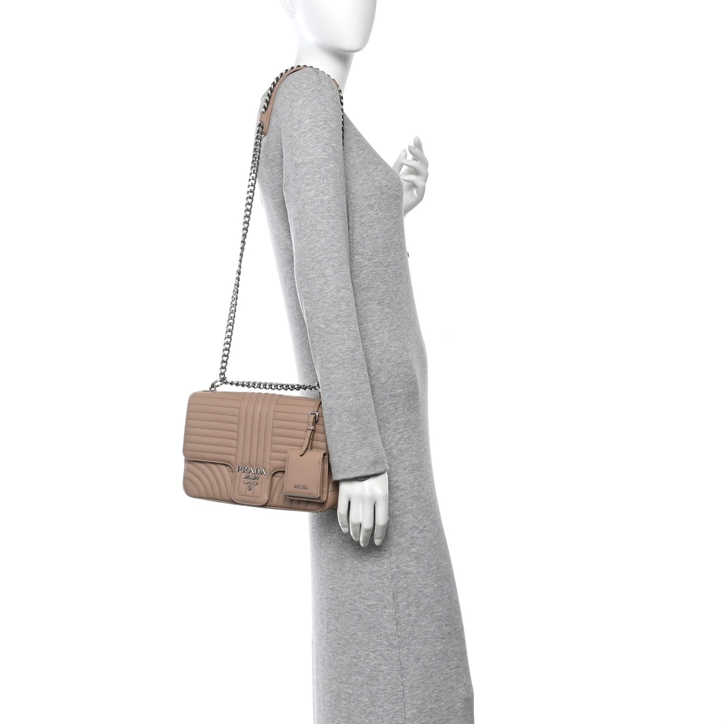 Soft Calfskin Impunture Diagramme Large Chain Flap Shoulder Bag Cipria