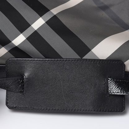 Burberry Nylon Beat Check Lowry Black 18 of 25